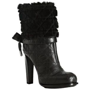 LIKE NEW - DIOR Ice Cannage Low Boot